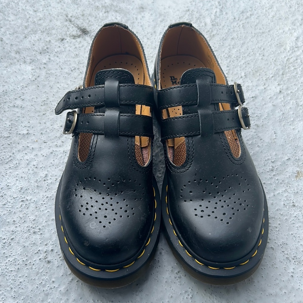 8065 Smooth Leather Mary Jane Shoes